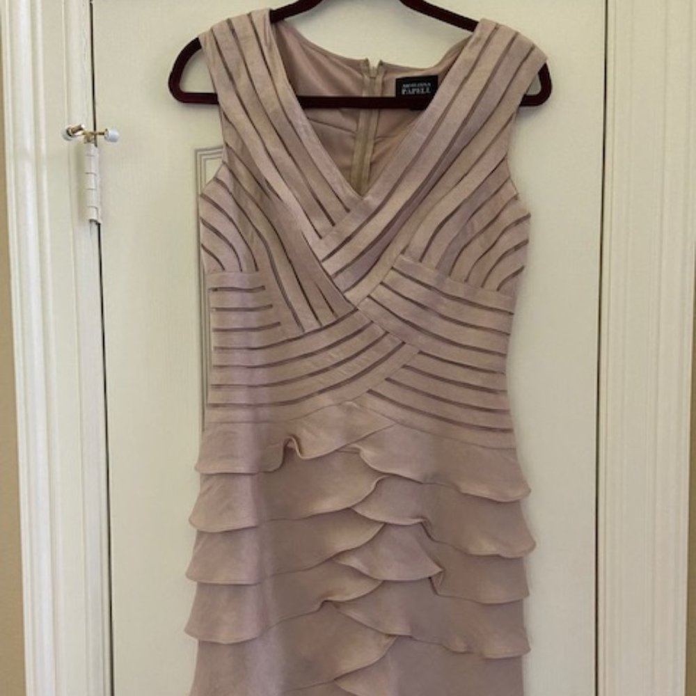 Adrianna Papell Dress, Size 10, Champagne